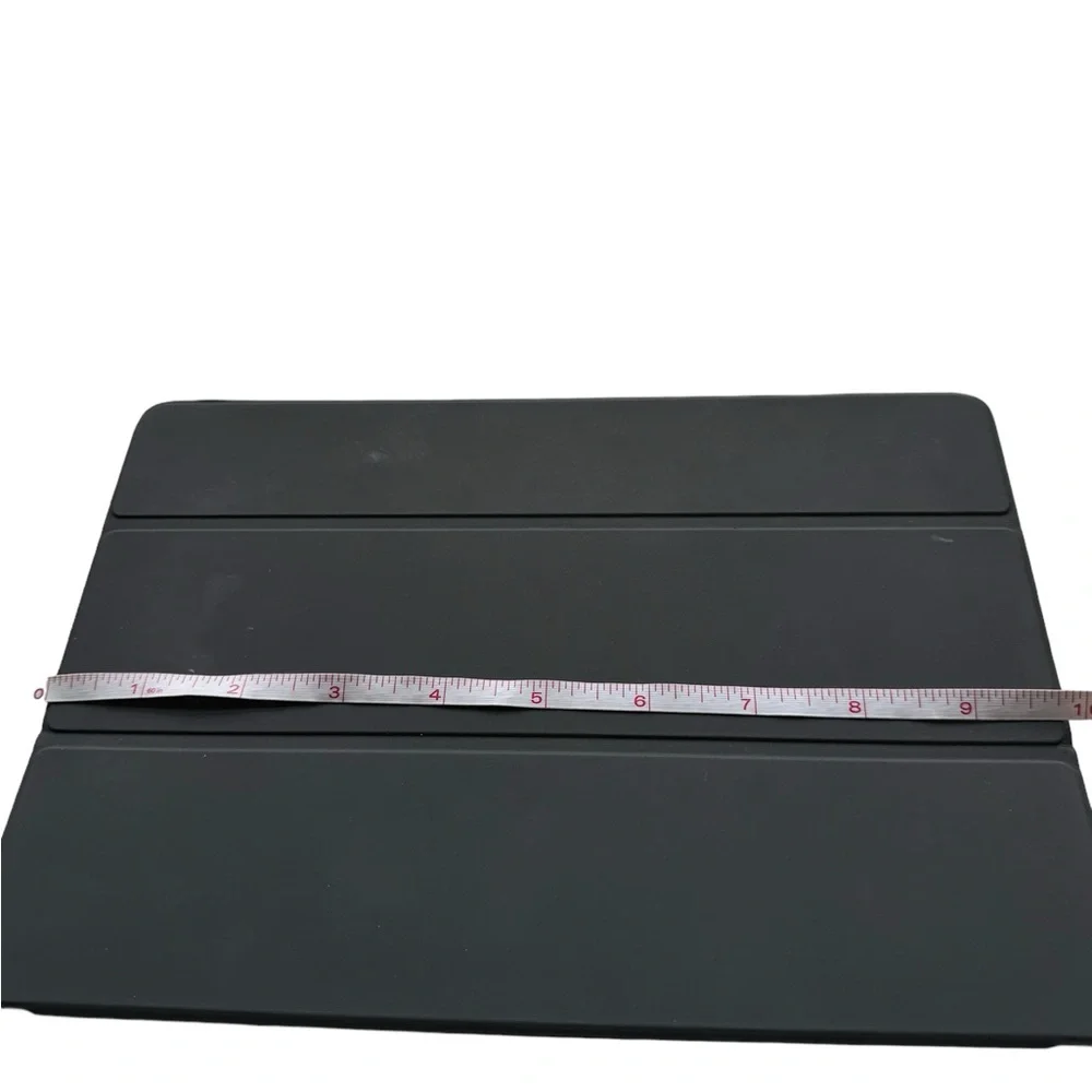 iPad Smart Cover in Grey. GUC